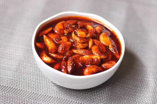 Garlic Pickle (Lahsun Ka Achar)